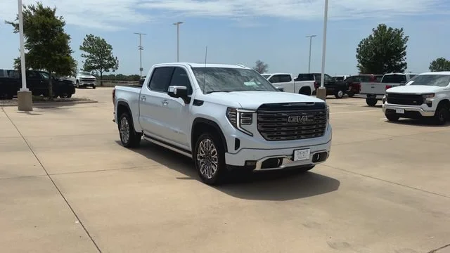 New 2026 Glacier White Tricoat GMC Denali Ultimate image 3