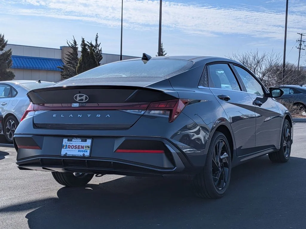 New 2026 Gray Hyundai SEL Sport image 7