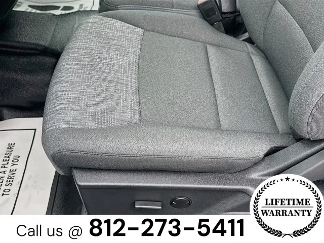New 2027 Gray Ford XLT image 21