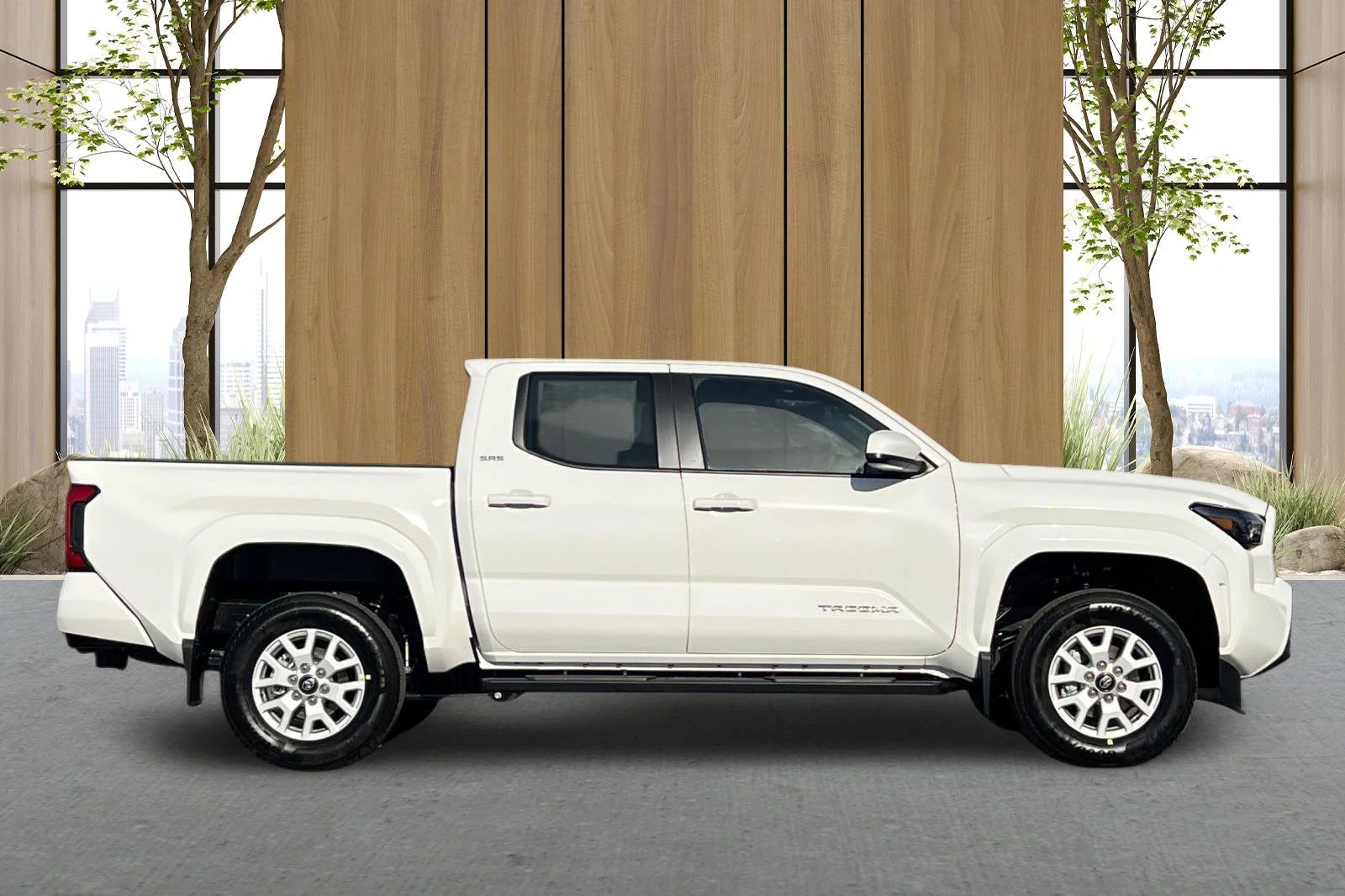 New 2026 Ice Cap Toyota SR5 image 3