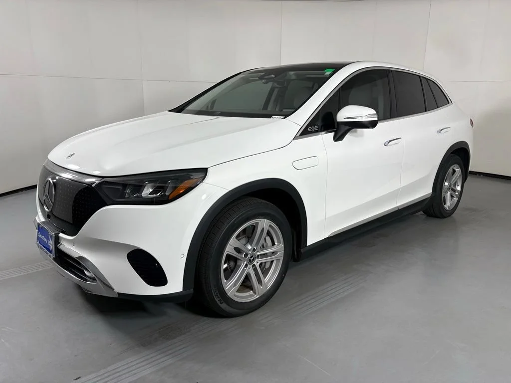 Used 2023 White Mercedes-Benz 350+ SUV image 3