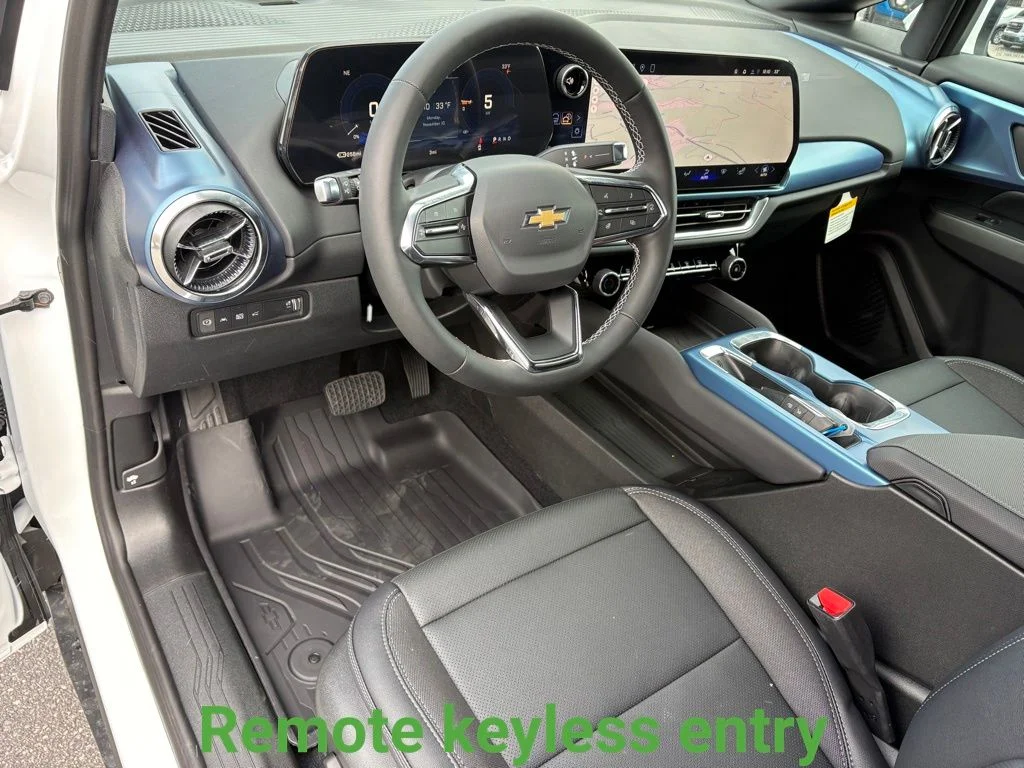 New 2026 White Chevrolet LT image 23