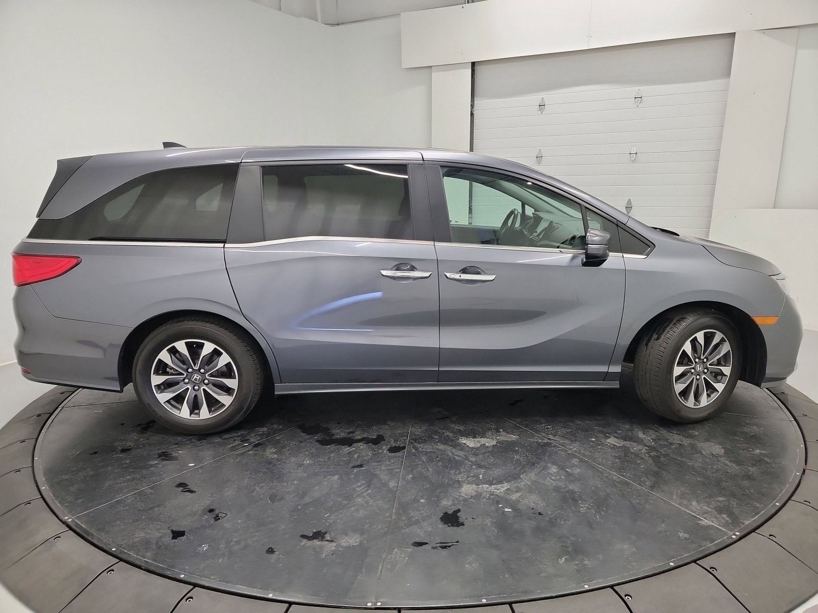 2024 Honda Odyssey EX-L - Photo 41