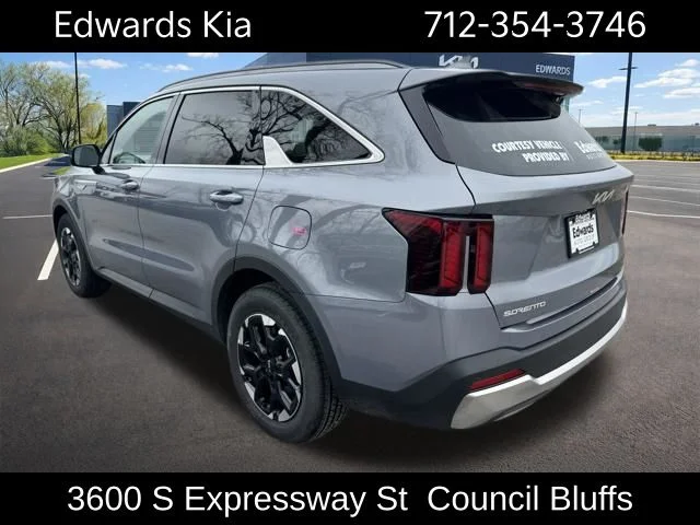 2025 Kia Sorento S - Photo 11