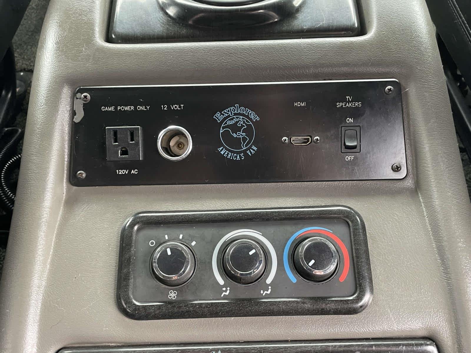 Used 2013 Onyx Black GMC Upfitter image 28