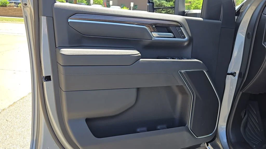 New 2026 Sterling Gray Metallic Chevrolet LT image 8