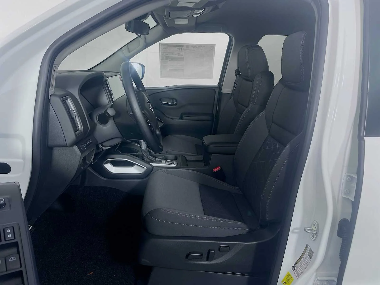 New 2026 Glacier White Nissan Crew Cab SV image 4