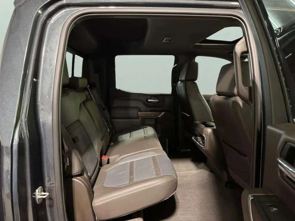 Used 2021 Green GMC Denali image 26