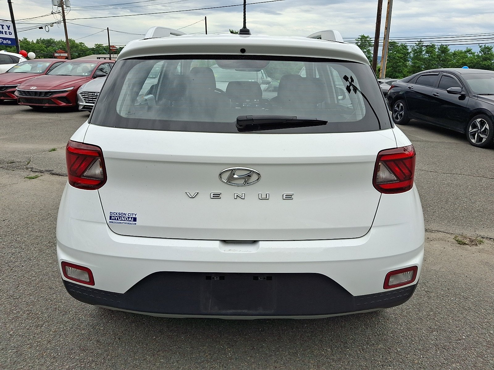 2024 Hyundai Venue SEL - Photo 5