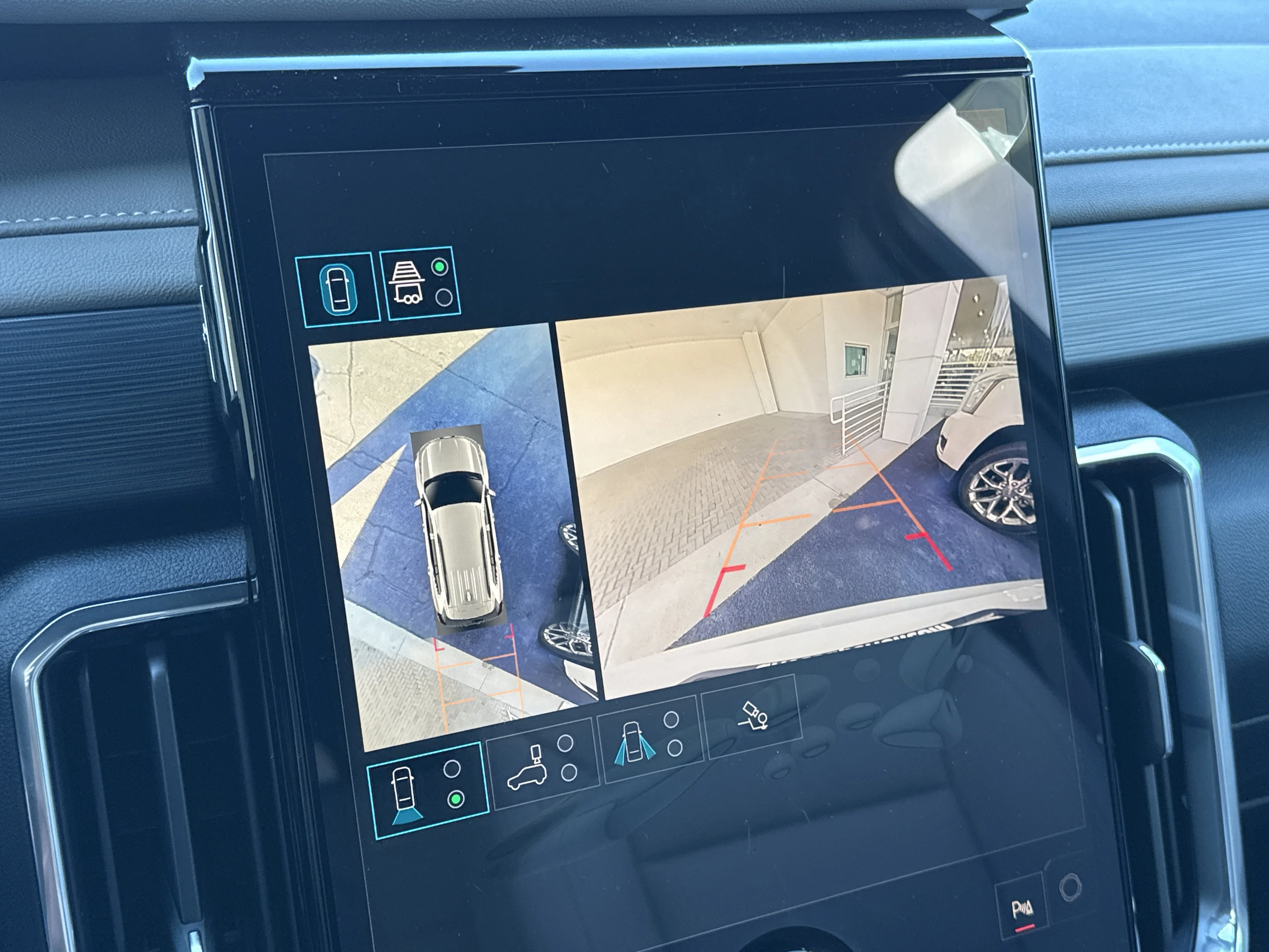 2026 GMC Acadia Elevation - Photo 9