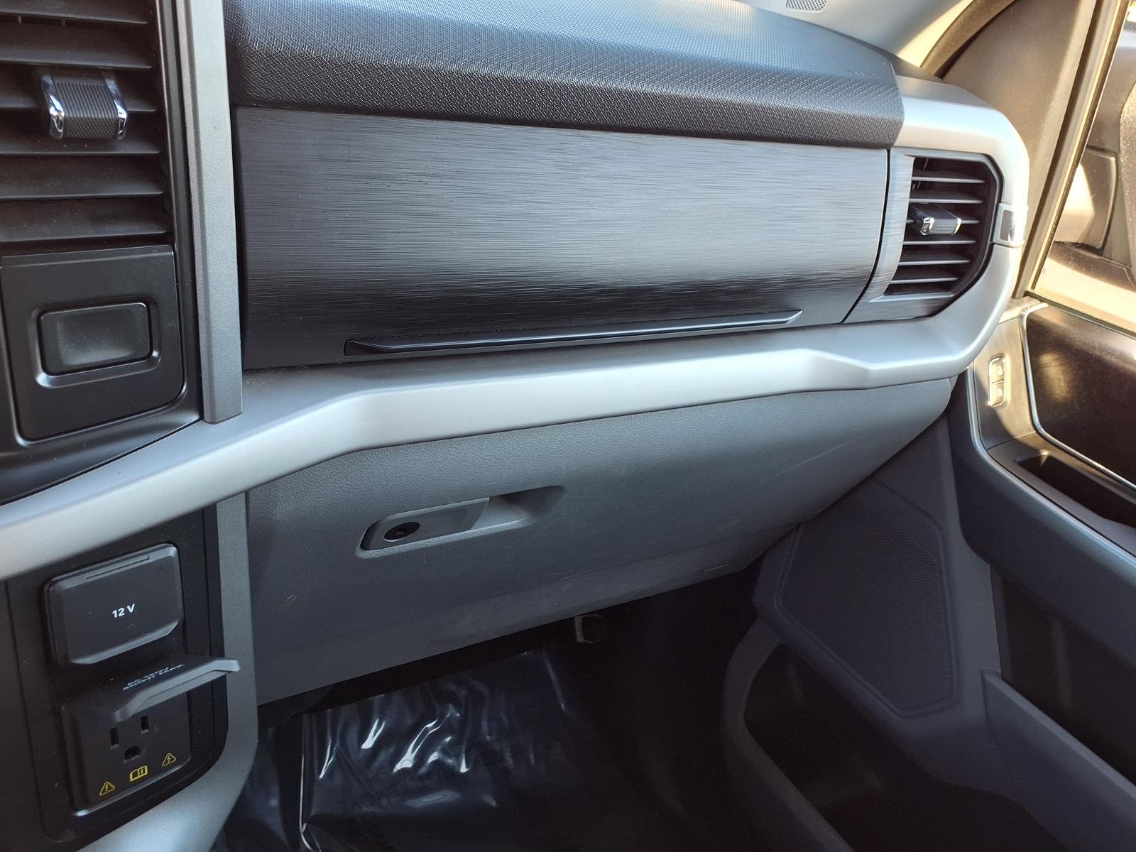 Used 2022 Blue Ford XLT image 17