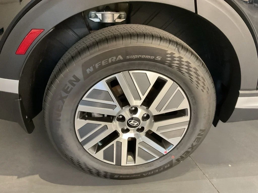 New 2026 White Hyundai SEL image 24