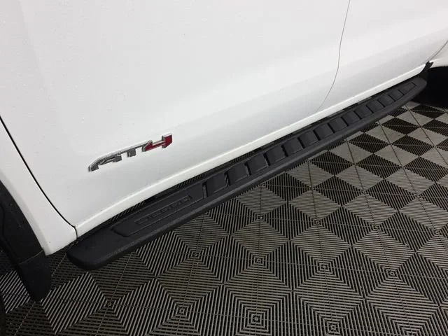 Used 2021 Summit White GMC AT4 image 9
