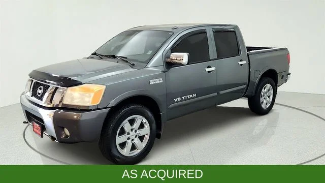 Used 2010 Gray Nissan LE image 5
