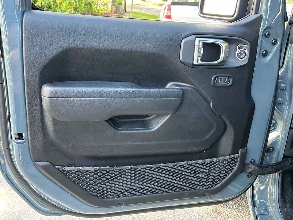 Certified Used 2025 Gray Jeep Sport S image 28