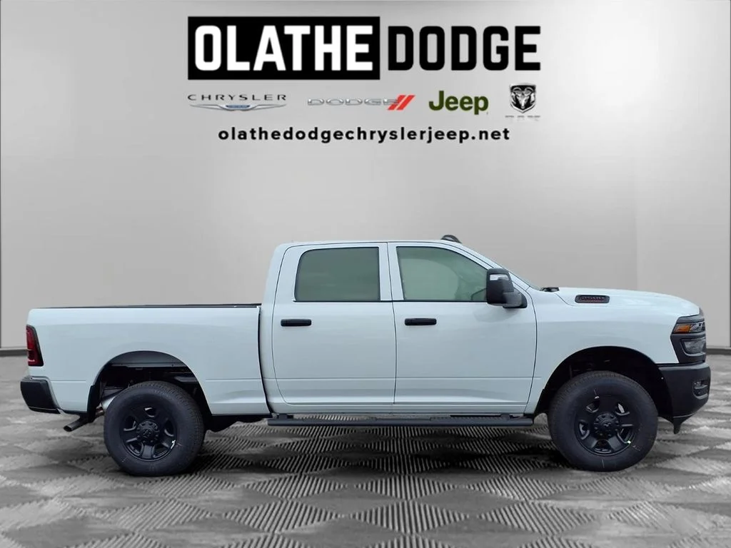 New 2026 Bright White Clearcoat RAM Tradesman image 26