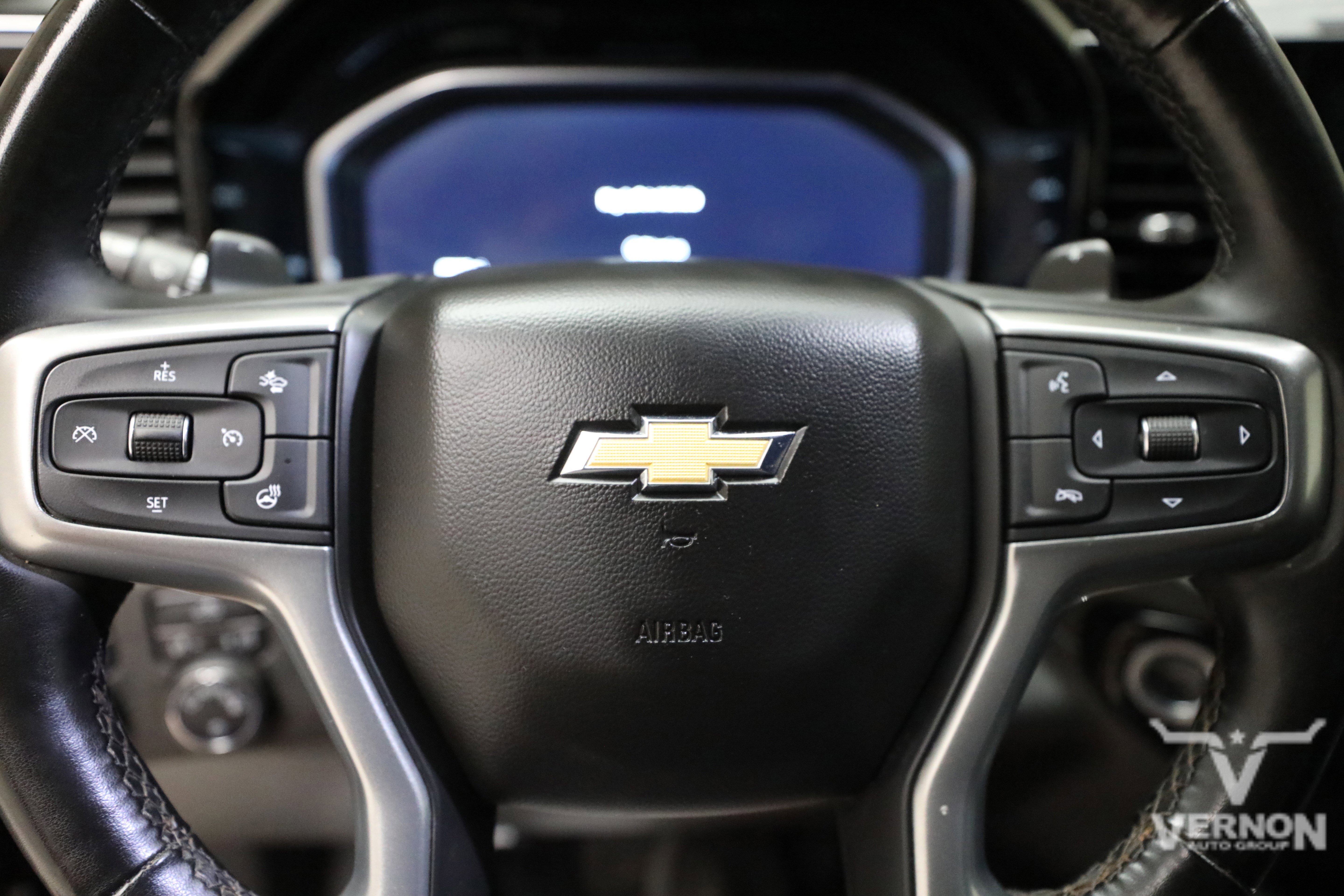 Used 2023 Black Chevrolet Y image 21