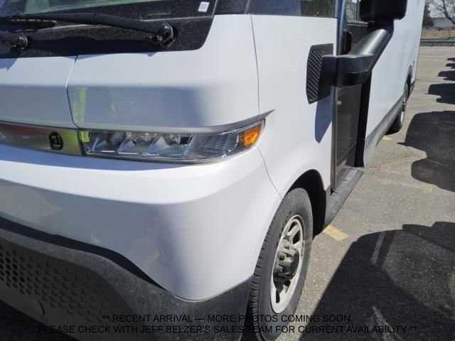 Used 2024 White BrightDrop Base image 1