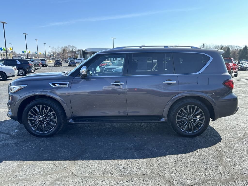 2023 INFINITI QX80 - Image 4