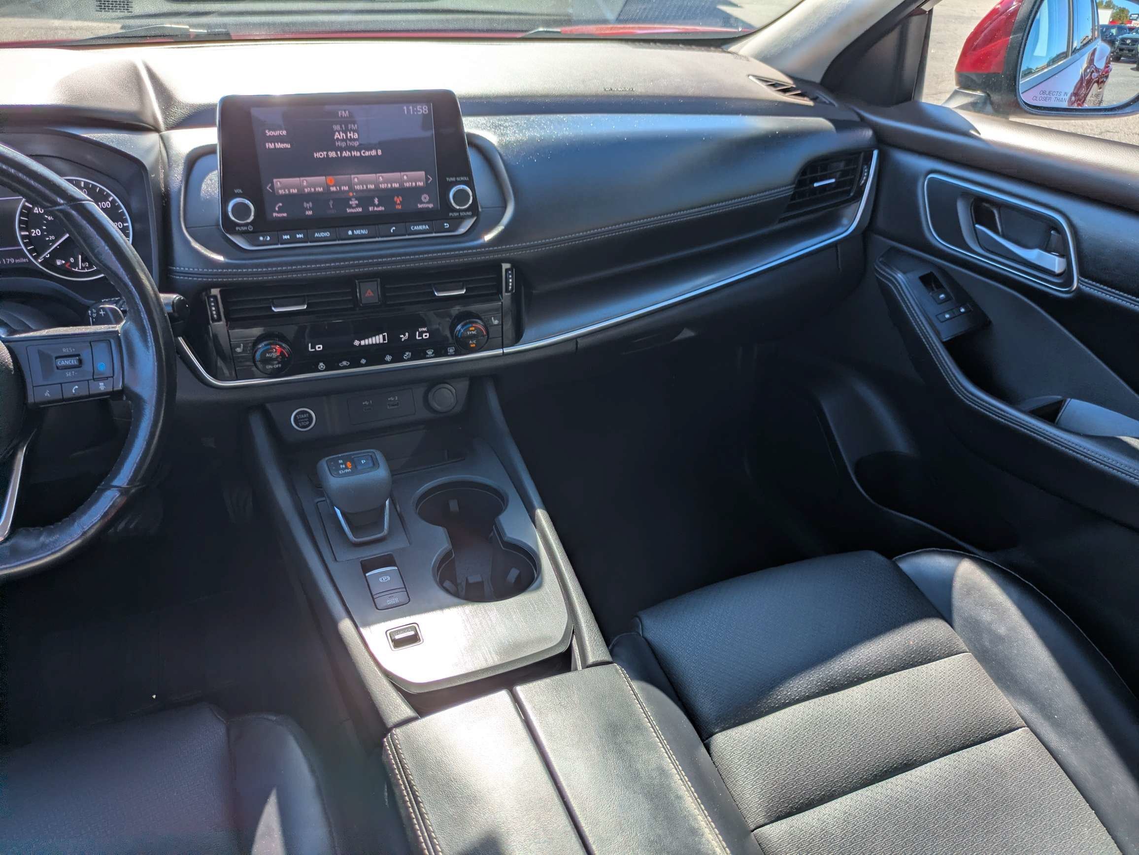 Used 2021 Red Nissan SV image 14