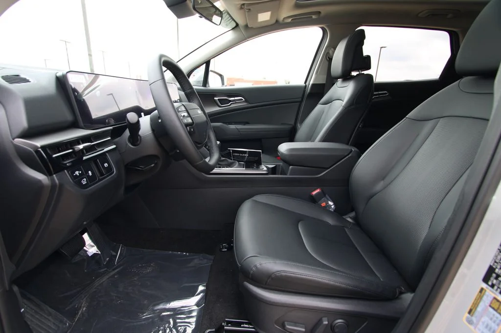 New 2026 Gray Kia EX image 6