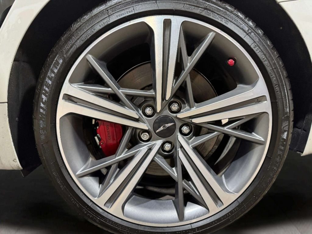 2024 GENESIS G70 Standard - Photo 29