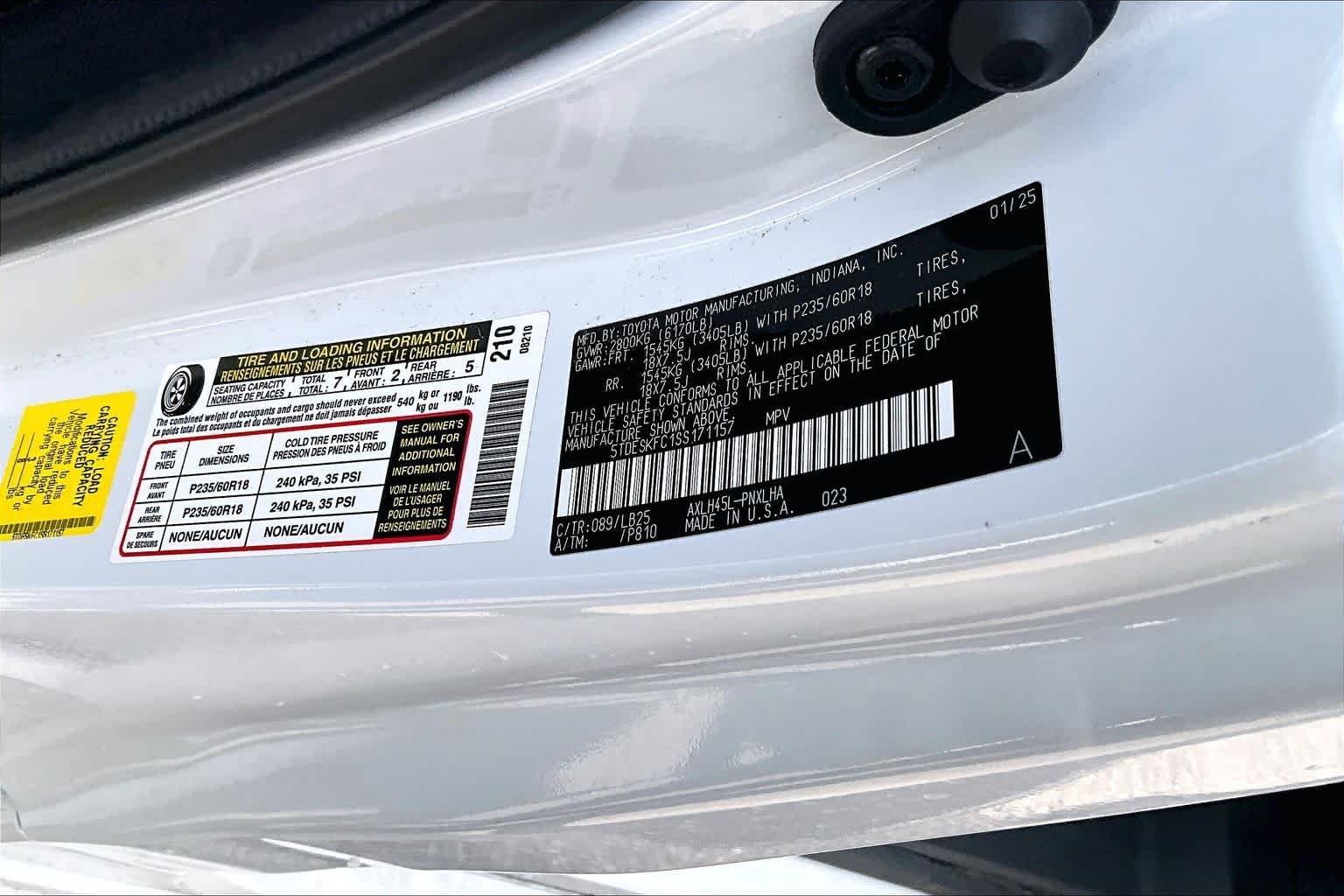 Used 2025 Wind Chill Pearl Toyota Platinum image 32