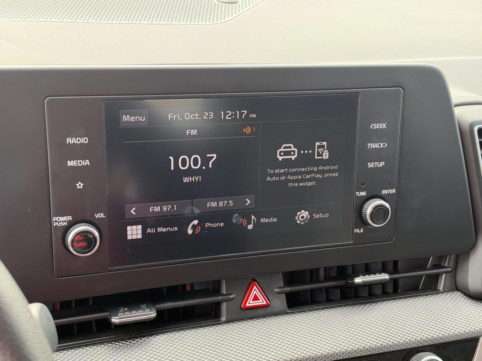 Certified Used 2025 Snow White Pearl Kia LX image 23