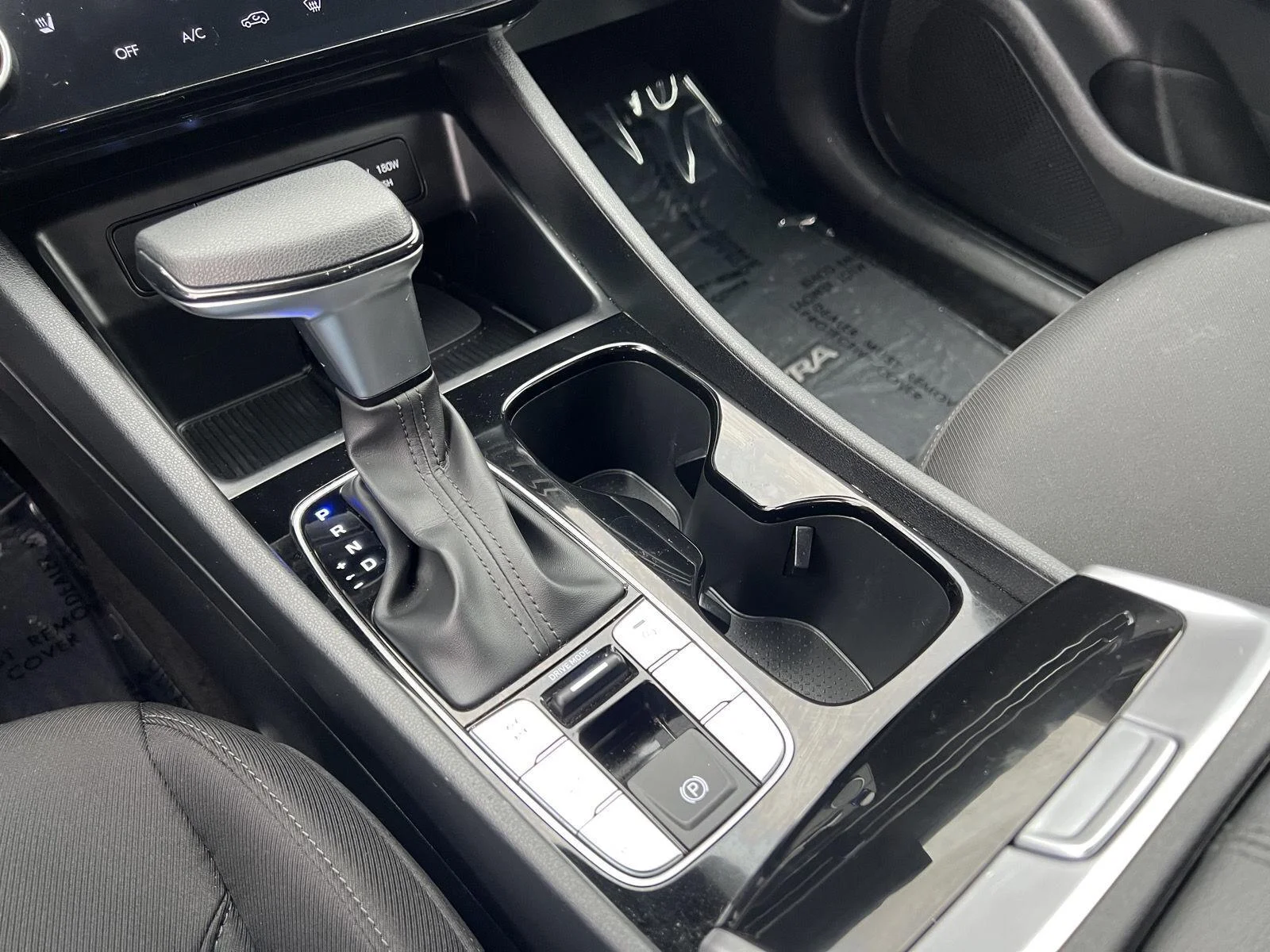 2025 Hyundai Tucson SEL - Photo 27