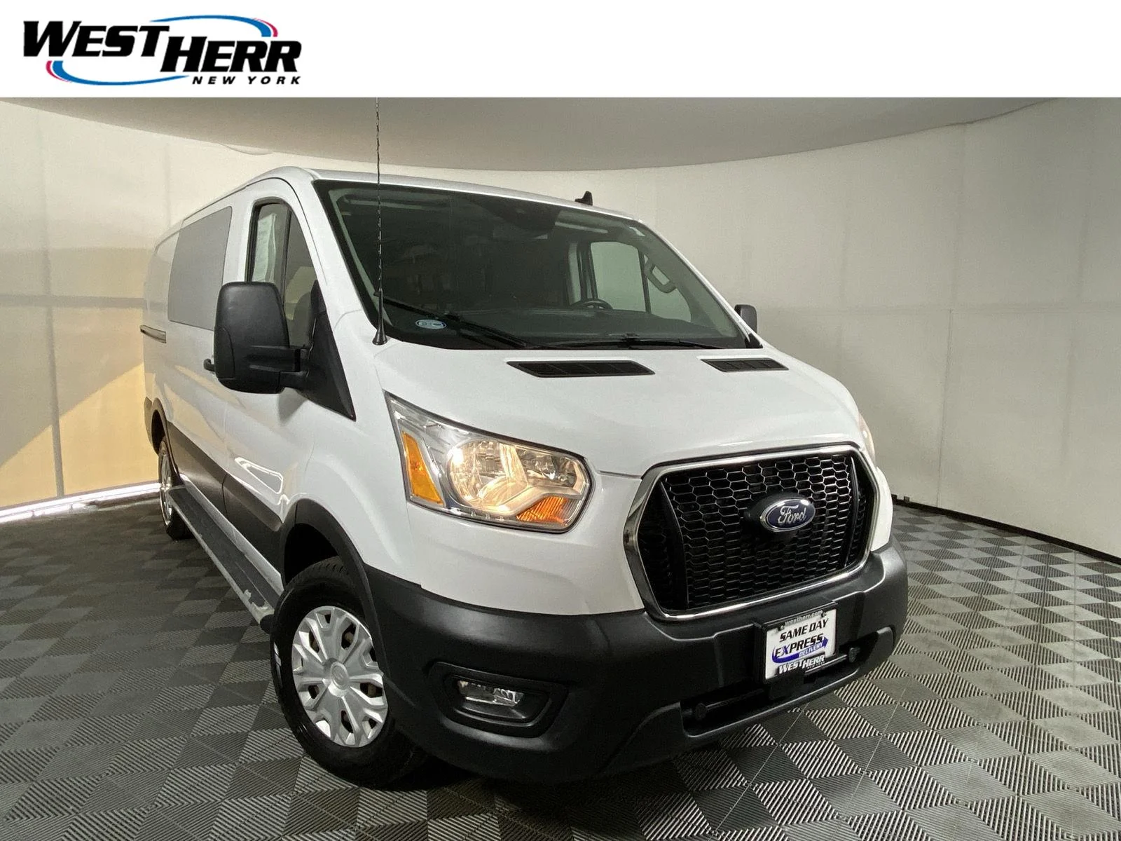Used 2021 Oxford White Ford 250 image 1