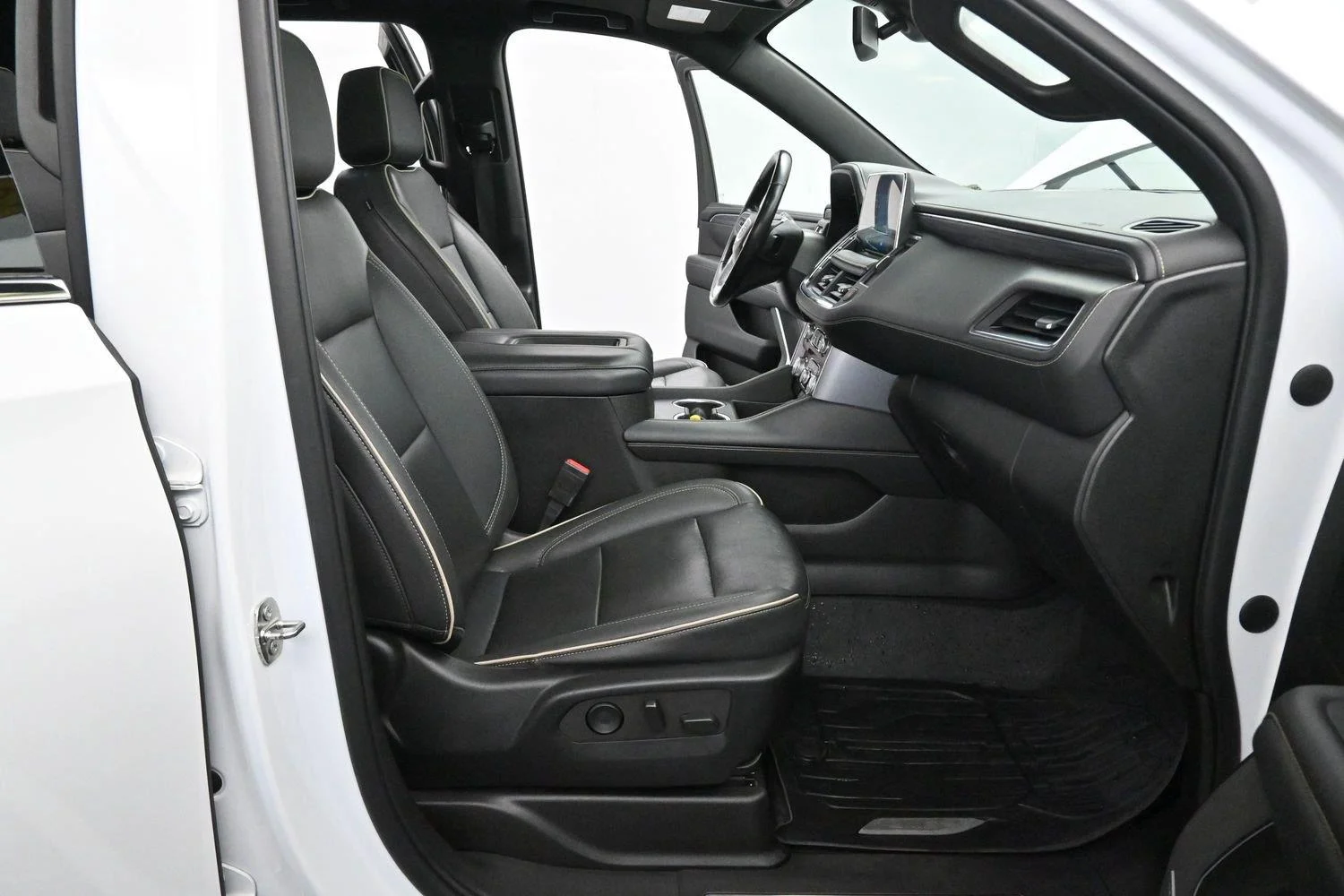 Used 2022 SUMMIT WHITE GMC SLT image 35