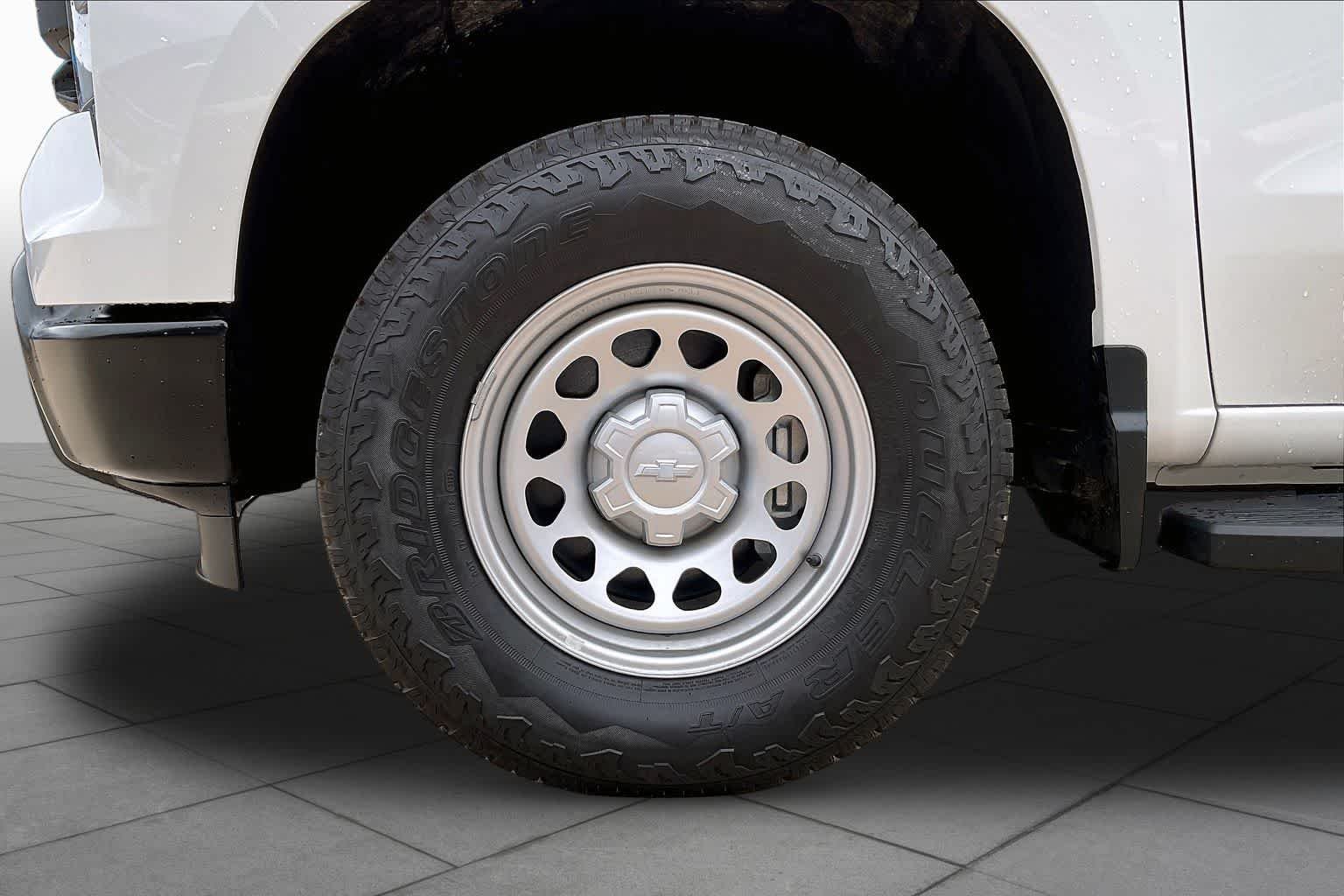 Used 2026 Summit White Chevrolet Work Truck image 15