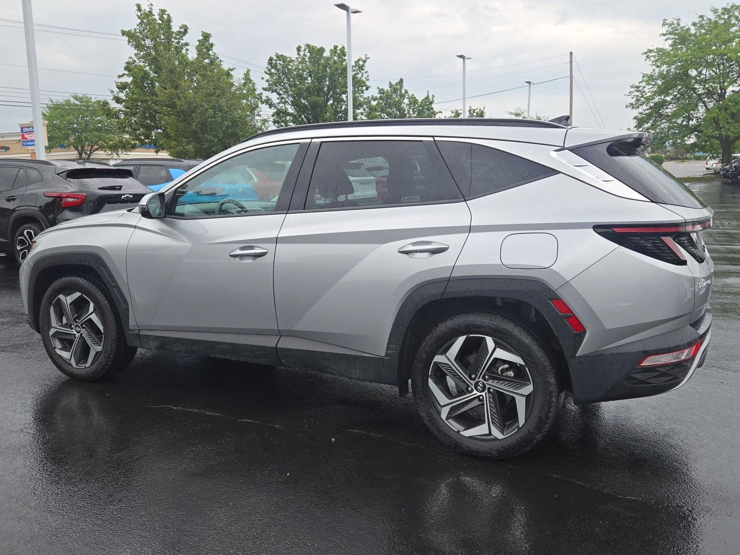 Used 2024 Shimmering Silver Hyundai Limited image 4
