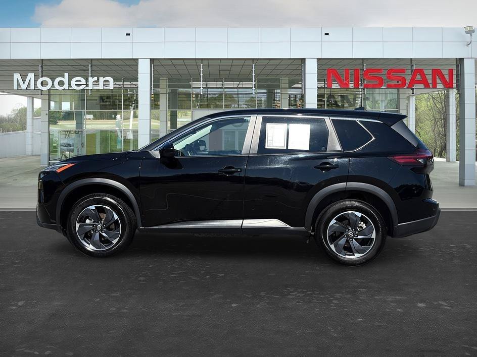 Used 2025 Super Black Nissan SV image 2