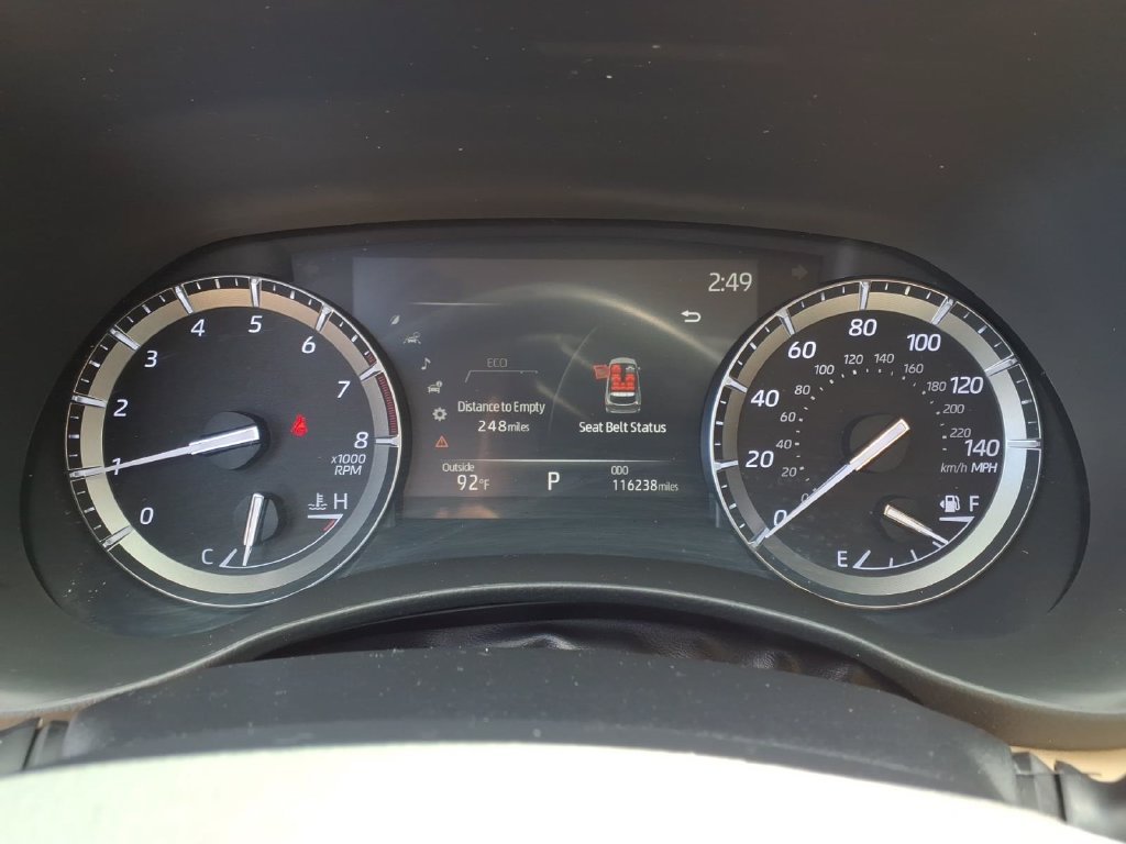 Used 2020 Blizzard Pearl Toyota Platinum image 15