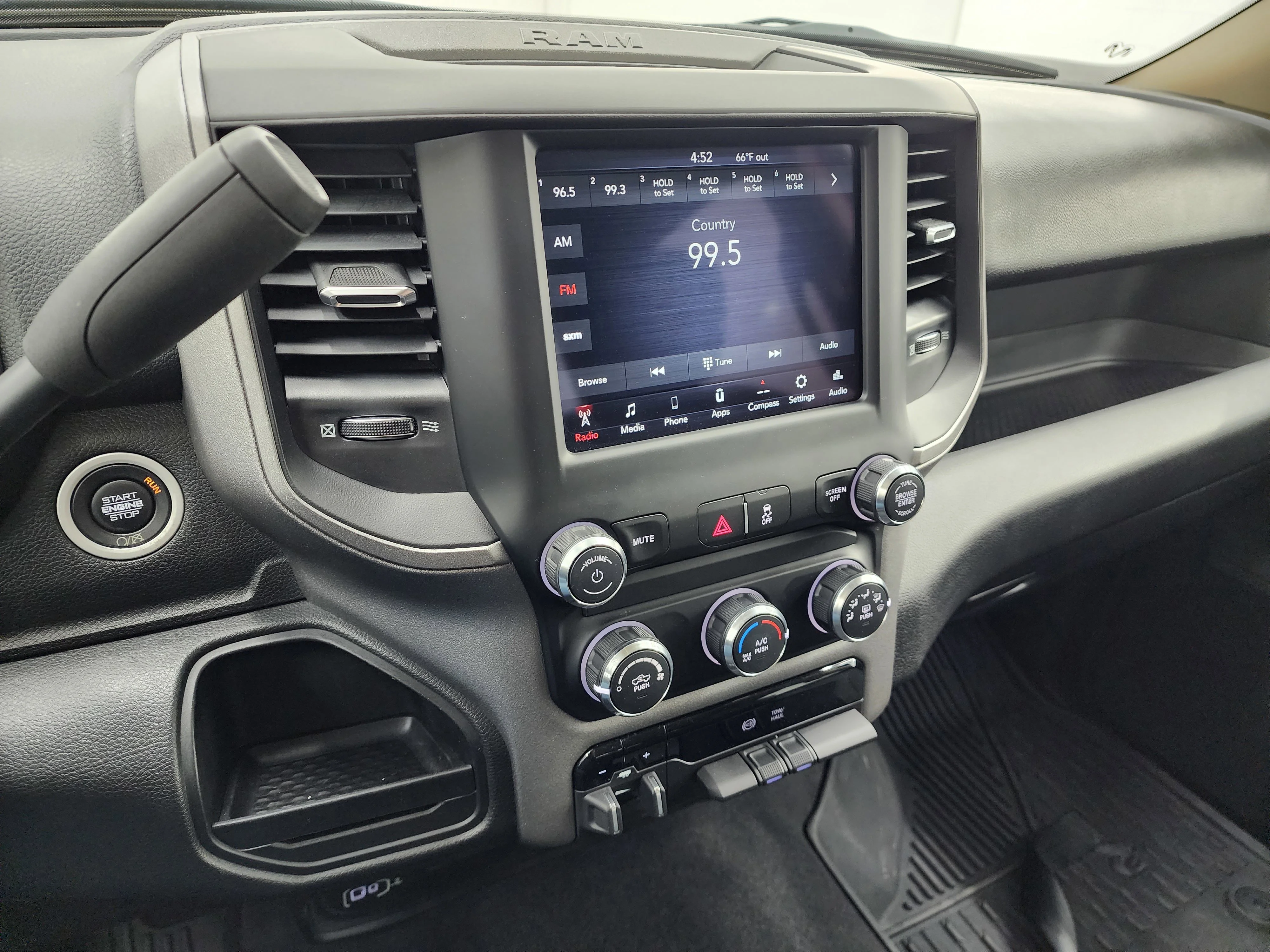 Used 2020 Diamond Black Crystal Pearlcoat Ram Tradesman image 11