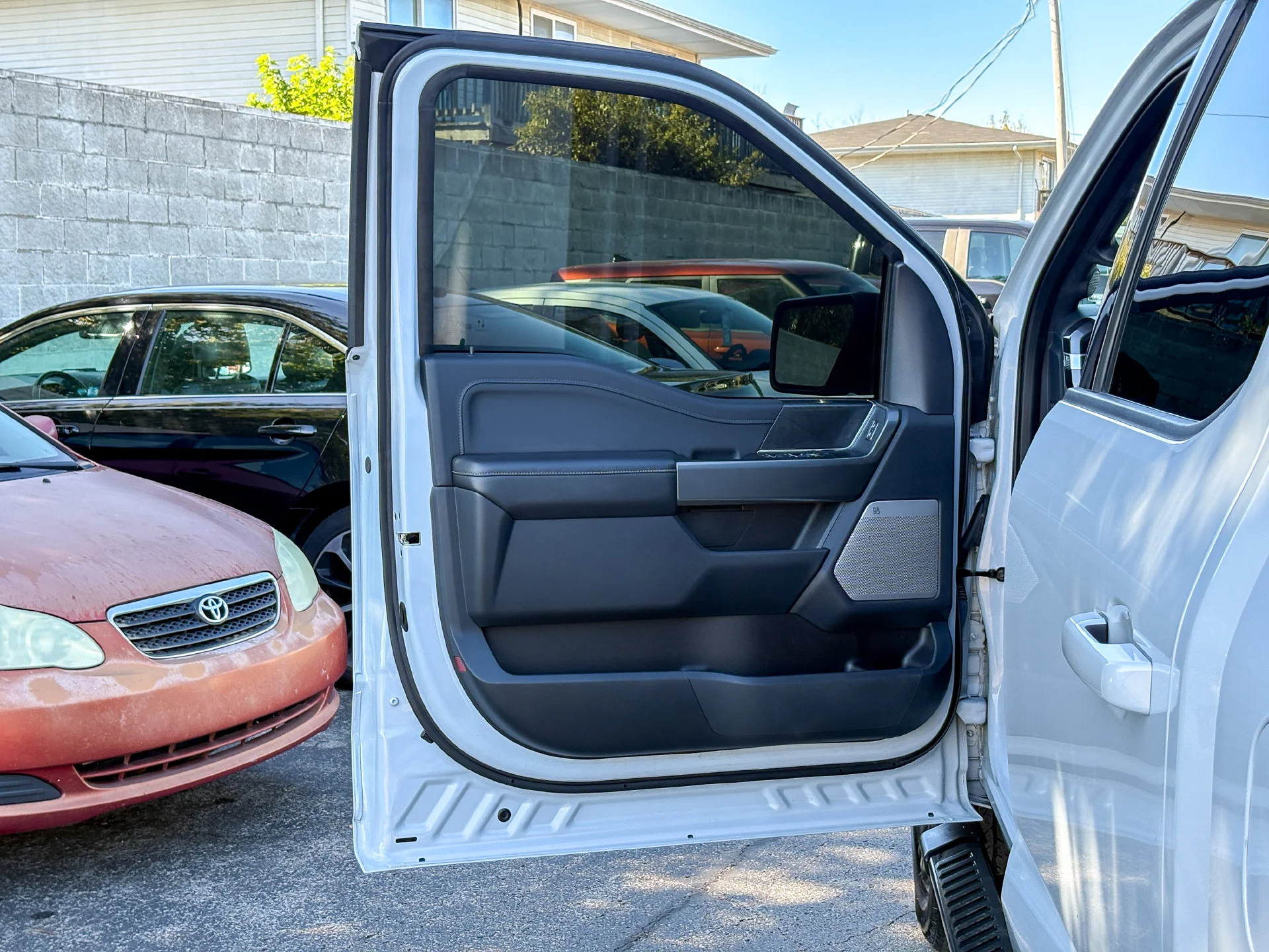 Used 2022 White Ford XLT image 12