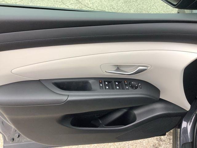 New 2026 Gray Hyundai SEL image 9