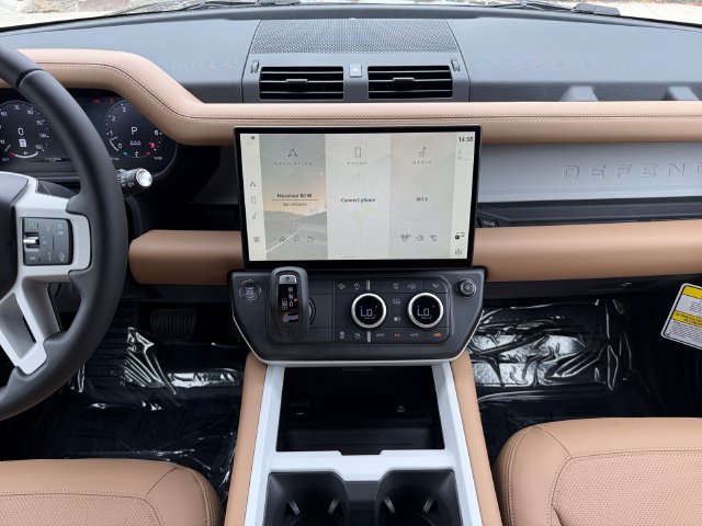 New 2026 Gondwana Stone Land Rover X-Dynamic SE image 15