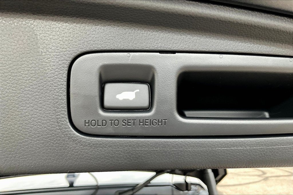 New 2027 Meteorite Gray Metallic Honda EX-L image 7