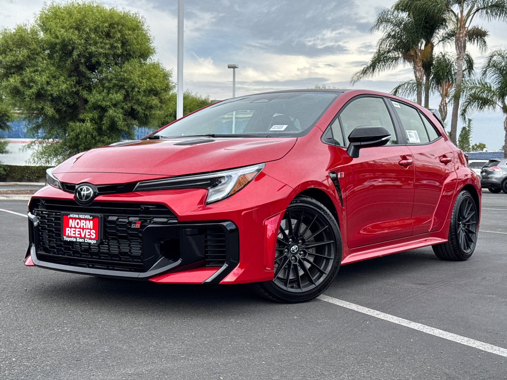 New 2026 Supersonic Red <sup>1</sup> Toyota  Premium Plus DAT image 2