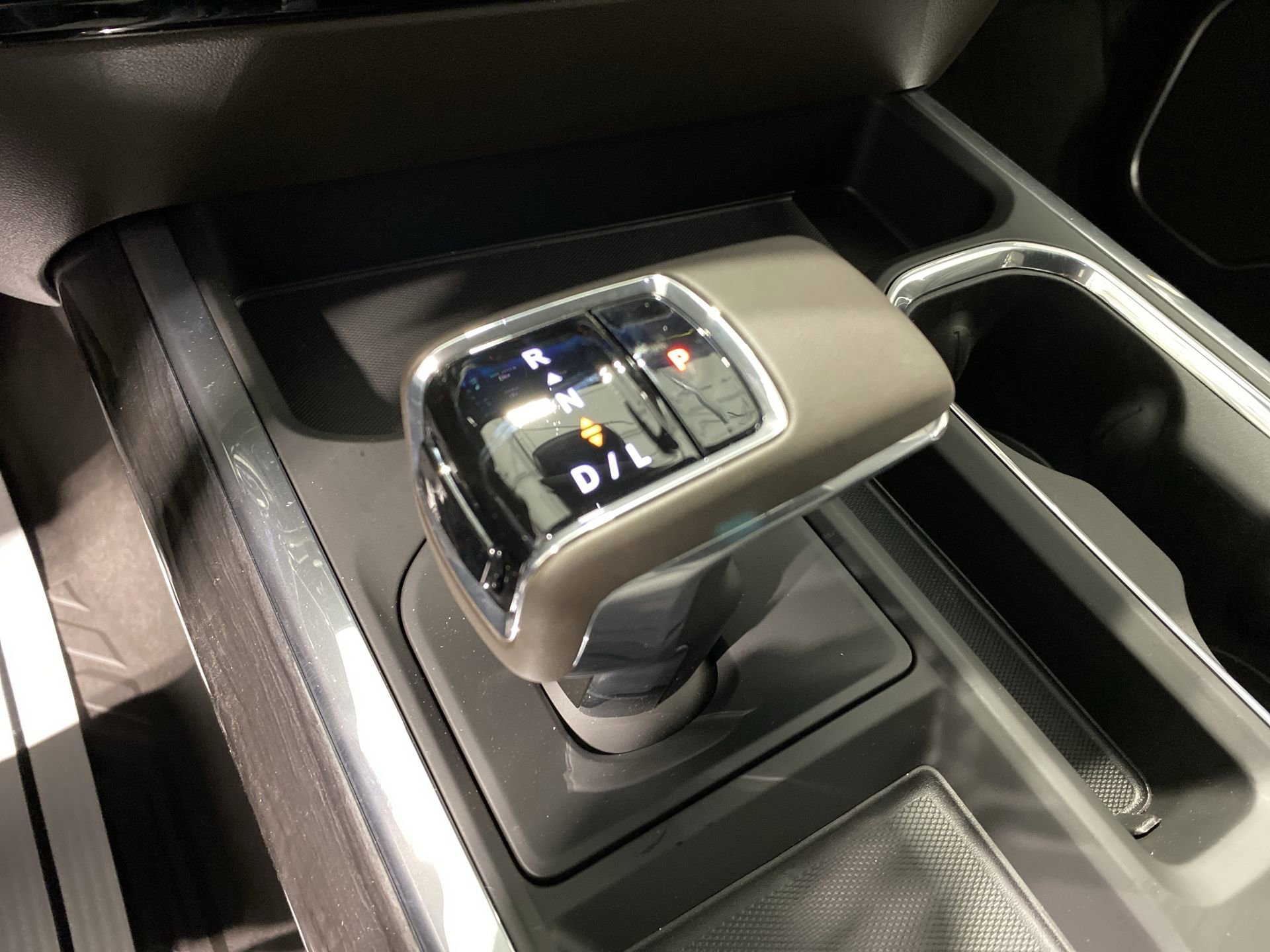 2026 Chevrolet Silverado 1500 LTZ - Photo 15