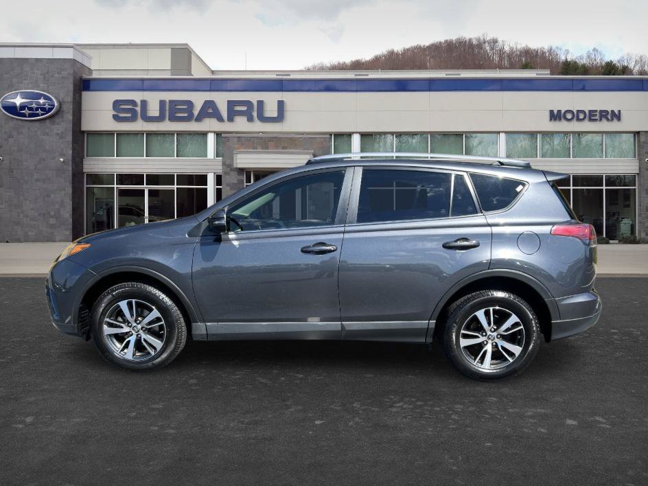 Used 2017 Magnetic Gray Metallic Toyota XLE image 7