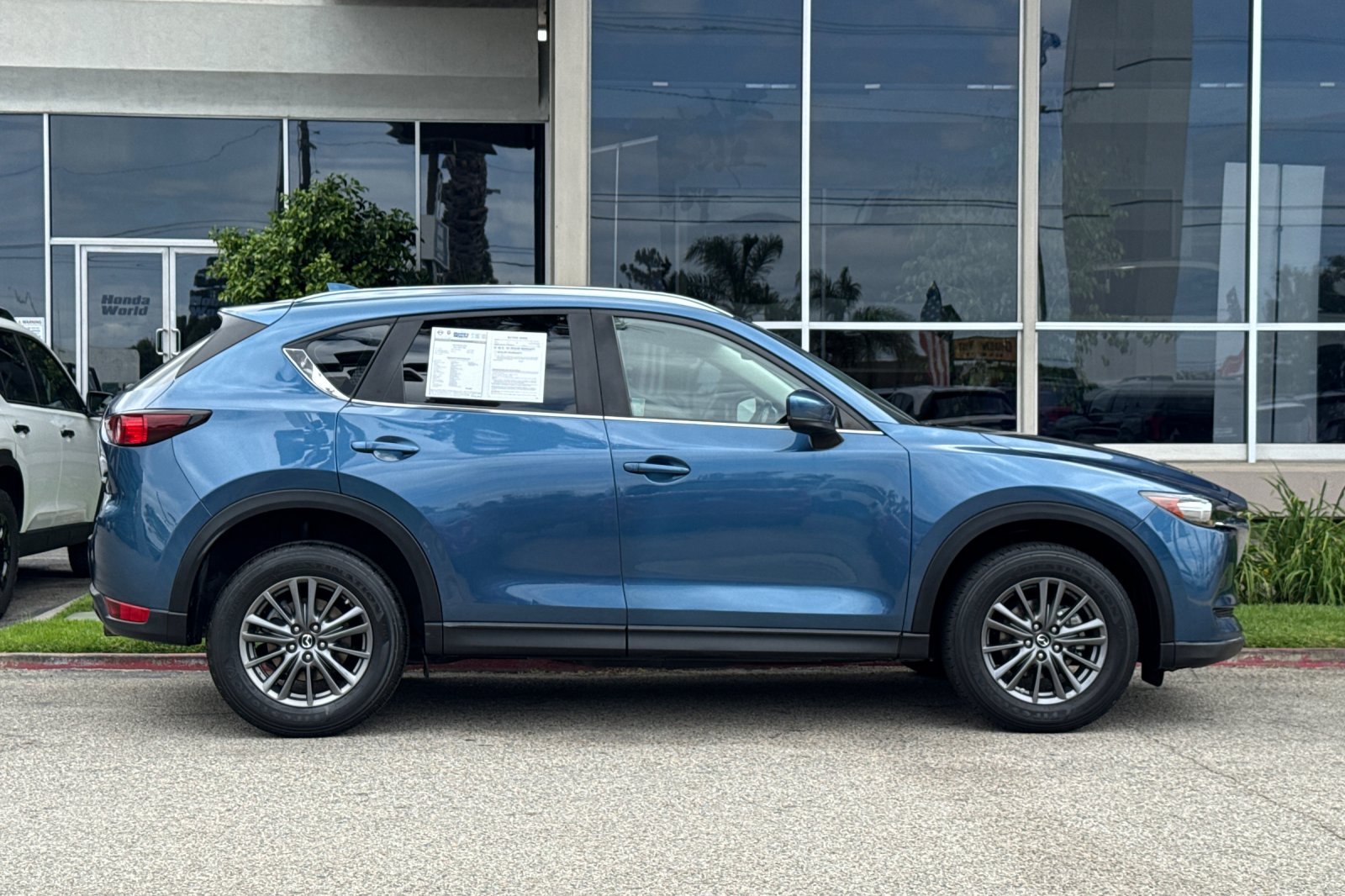 Used 2018 Eternal Blue Mazda Sport image 3