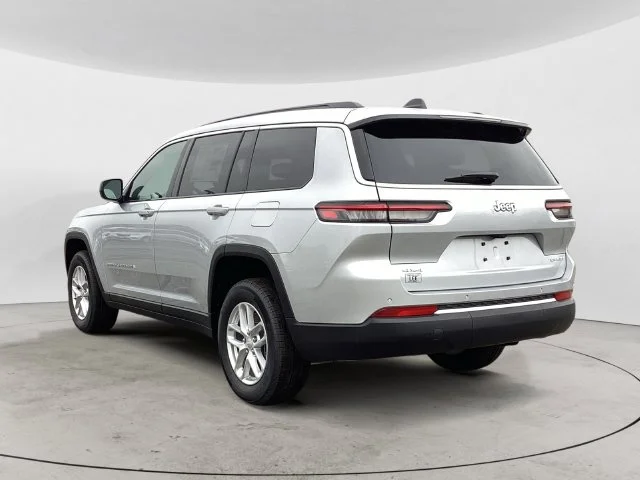 New 2026 Silver Jeep L LAREDO X 4X4 image 3