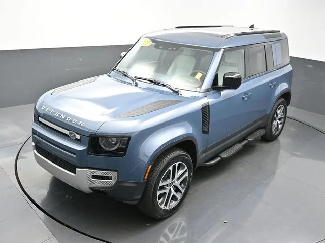 Used 2025 Blue Land Rover S image 39