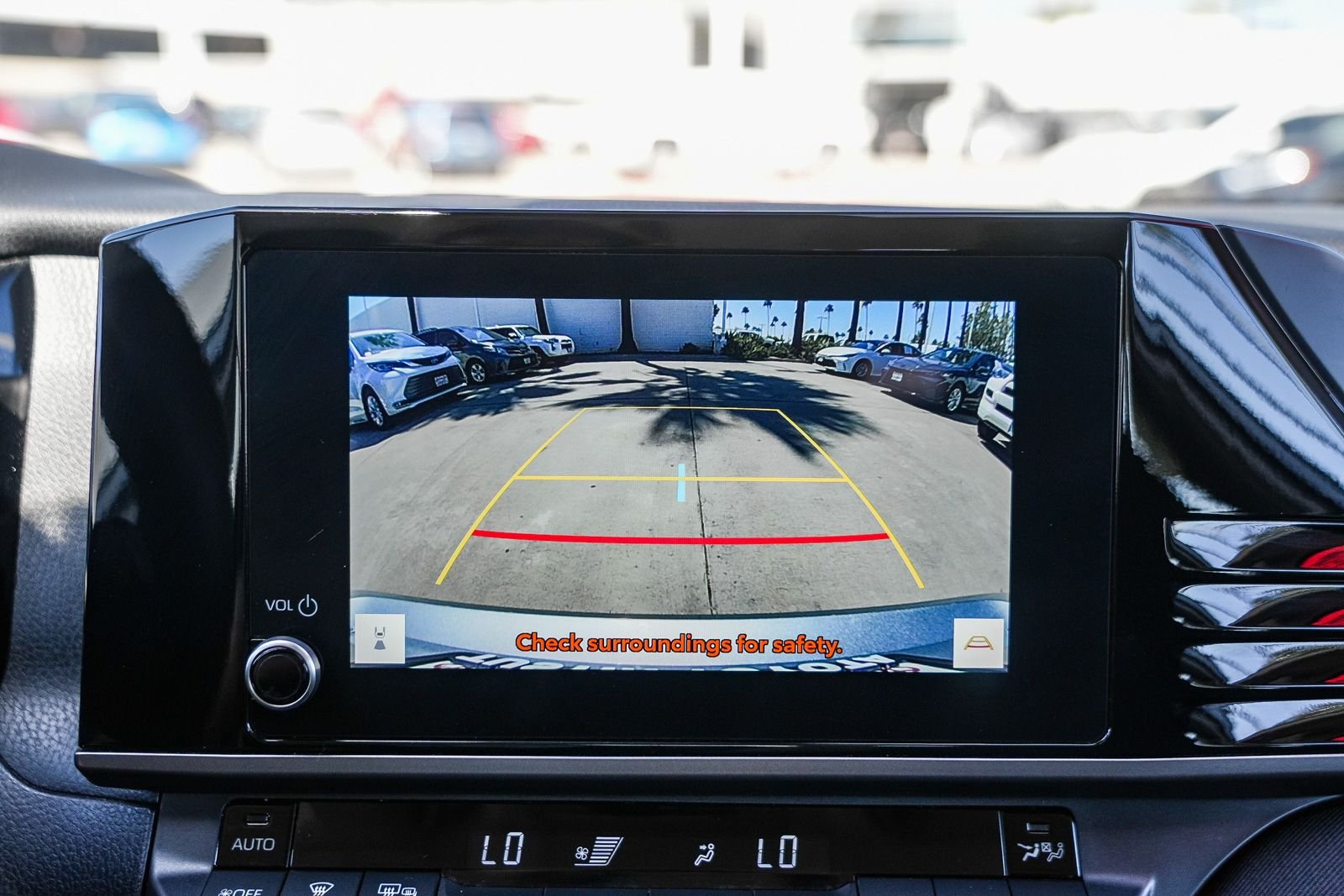 2025 Toyota Camry LE - Photo 24