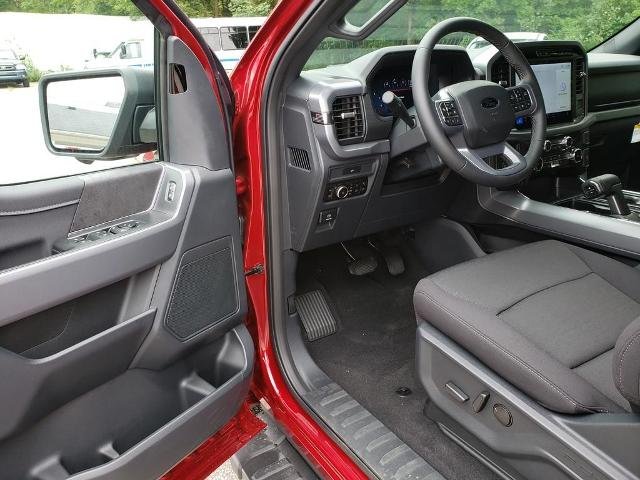 New 2026 Ruby Red Metallic Tinted Clearcoat Ford XLT image 31
