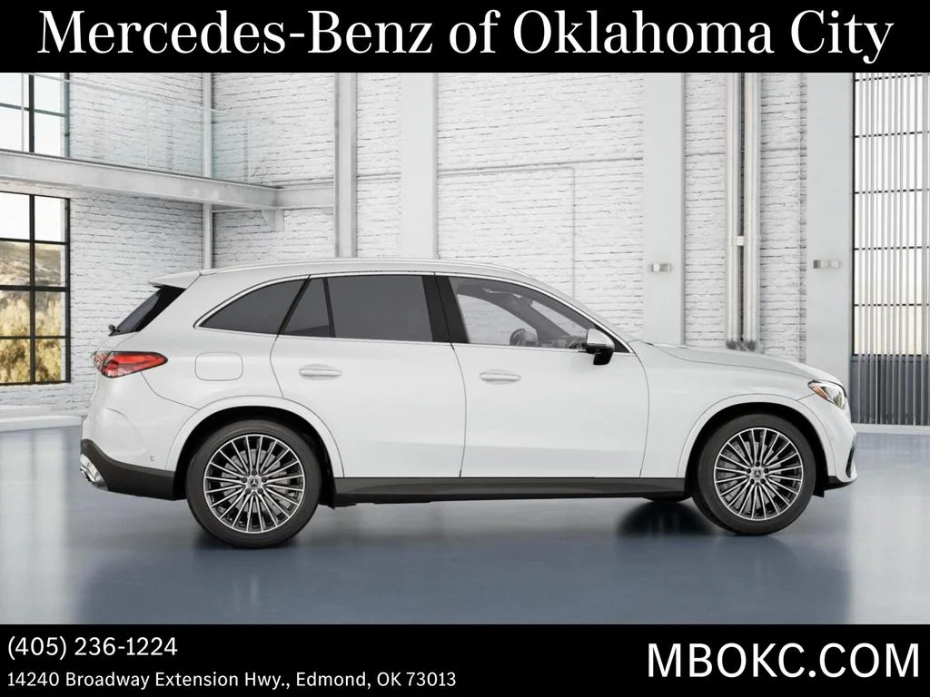 New 2026 MANUFAKTUR Moonlight White Metallic Mercedes-Benz GLC 300 image 18
