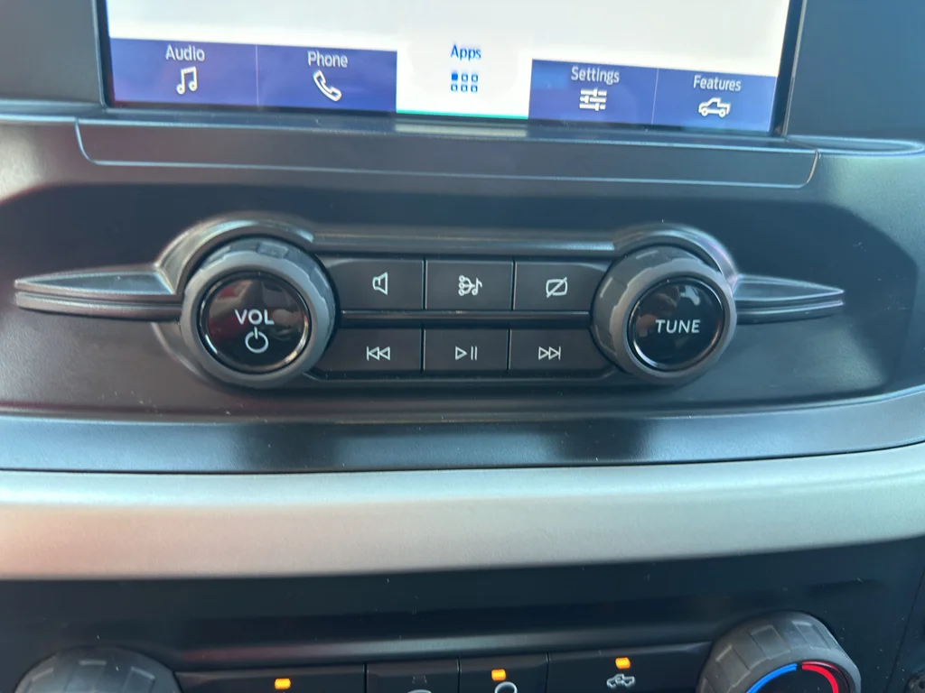 Used 2022 Oxford White Ford XL image 22